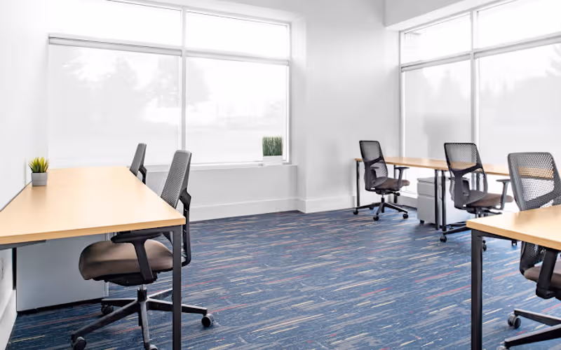 600 Matheson Blvd W, Mississauga, 10 DESKS 600 Matheson Blvd W, Mississauga image 1