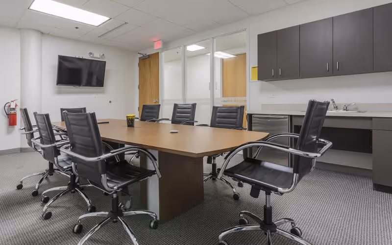75 Executive Drive, Aurora, 145 DESKS 75 Executive Drive, Aurora image 1