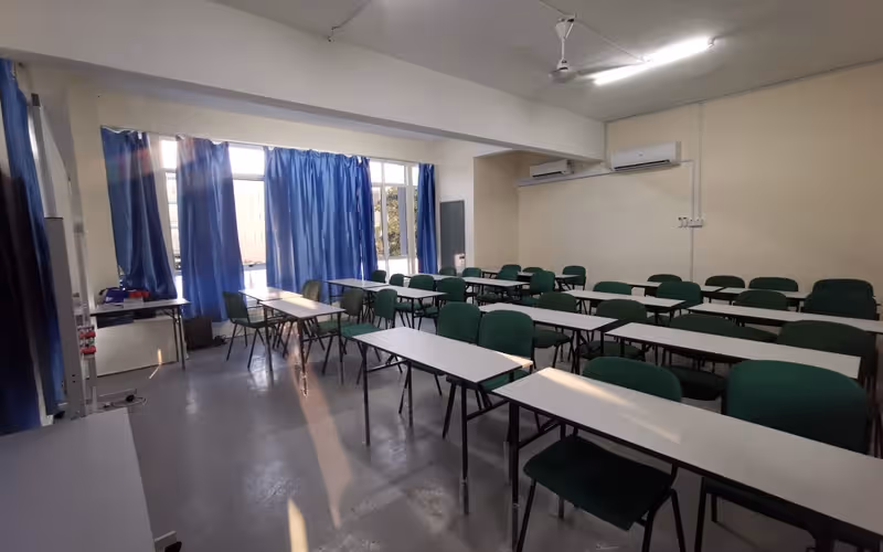 Jln Sungai Burung Z 32/z Seksyen 32, Shah Alam, 5 DESKS Jln Sungai Burung Z 32/z Seksyen 32, Shah Alam image 1