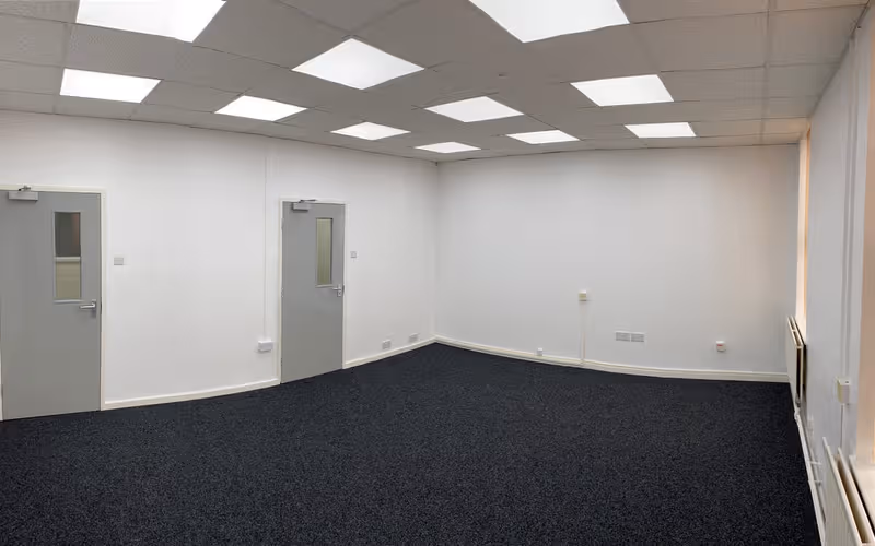 52 Heaton Road, Tyne And Wear image 1