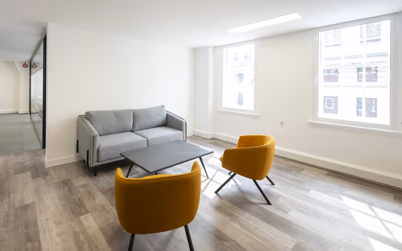 9 Berkeley Street, Greater London image 1