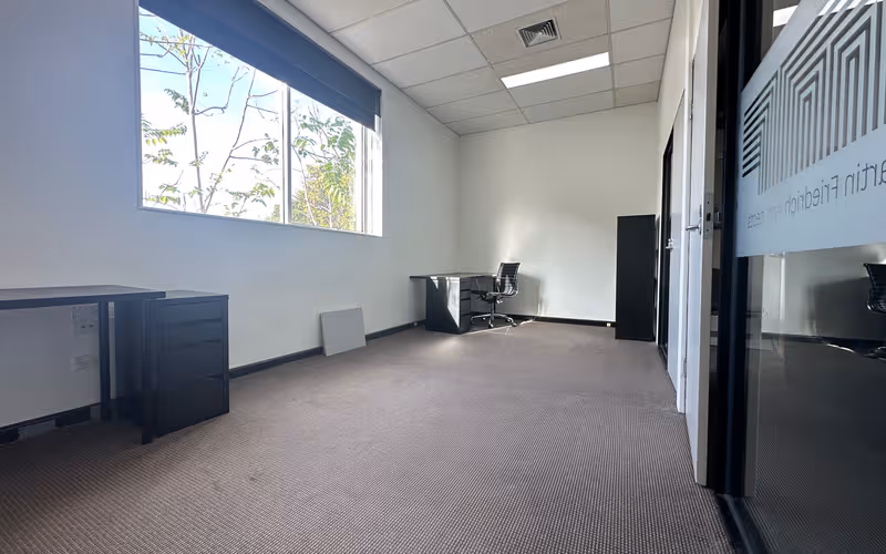 150A Barkly Street, St Kilda image 1