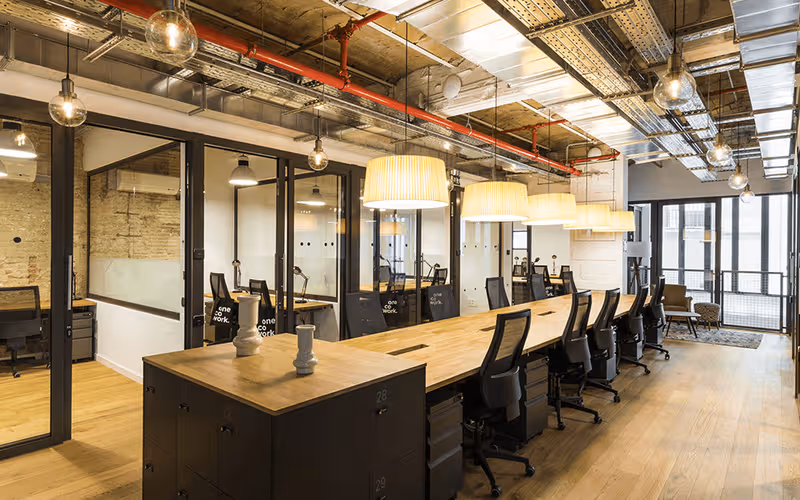 9 Carrer D'estruc, Barcelona, 10 DESKS 9 Carrer D'estruc, Barcelona image 1