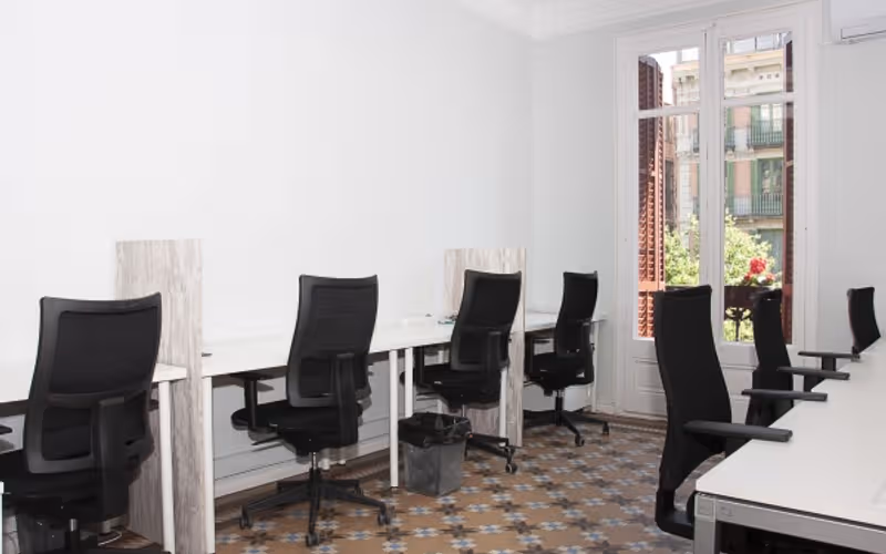 73 Rambla De Catalunya, Barcelona, 10 DESKS 73 Rambla De Catalunya, Barcelona image 1