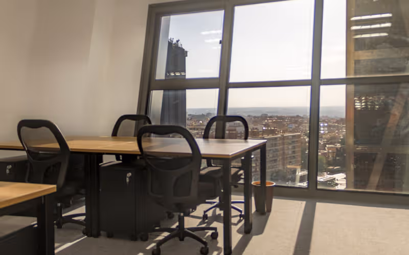 216 Paseo De La Castellana, Madrid, 100 DESKS 216 Paseo De La Castellana, Madrid image 1