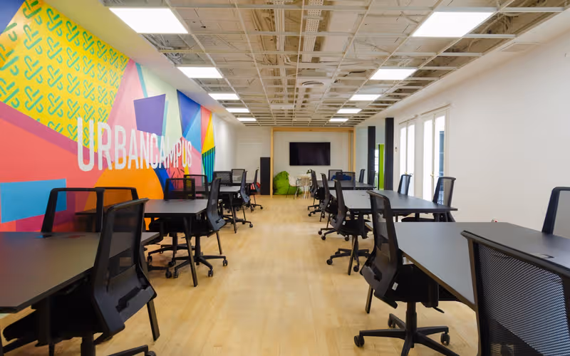 17 Cra De S Jeronimo, Madrid, 20 DESKS 17 Cra De S Jeronimo, Madrid image 1