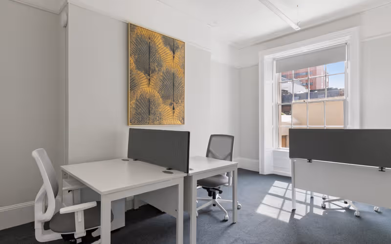 10 Pembroke Street Upper, Dublin, 4 DESKS 10 Pembroke Street Upper, Dublin image 1