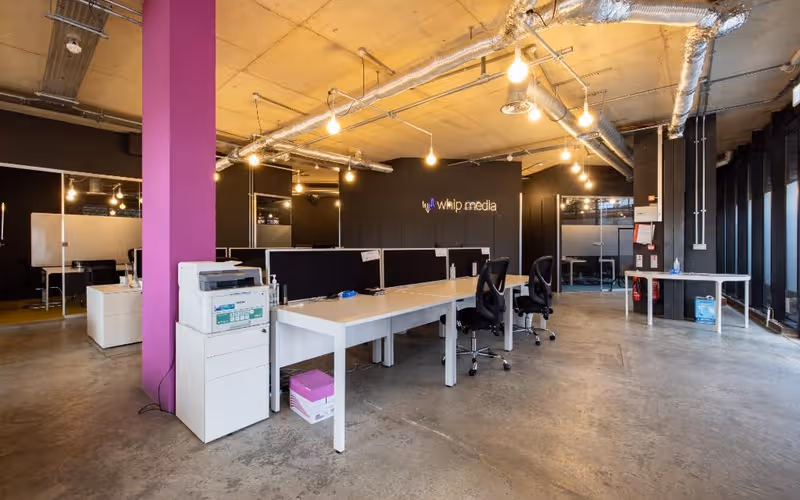 132a Webber Street, Greater London, 20 DESKS 132a Webber Street, Greater London image 1