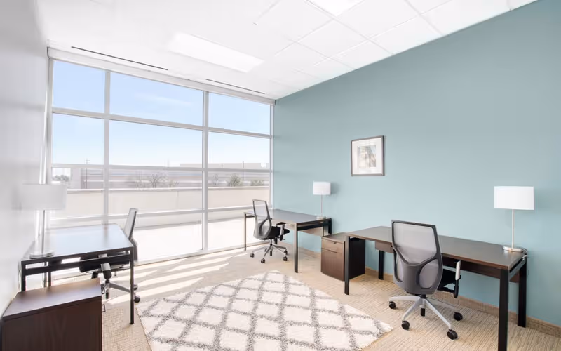 5601 Executive Dr, Irving, 50 DESKS 5601 Executive Dr, Irving image 1
