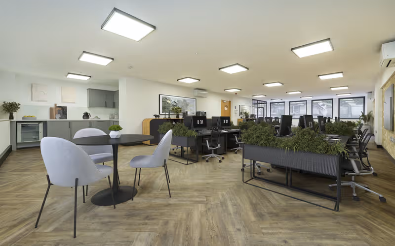177 Tottenham Court Road, Greater London, 19 DESKS 177 Tottenham Court Road, Greater London image 1