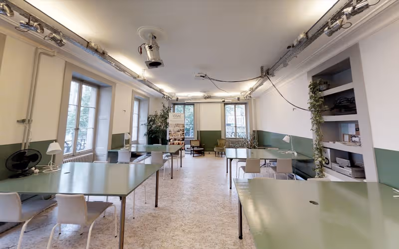 8 Bd James-fazy, Geneva, 3 DESKS 8 Bd James-fazy, Geneva image 1