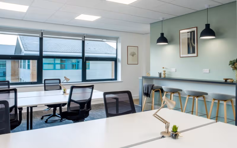 Stuart Road, Trafford, 10 DESKS Stuart Road, Trafford image 1