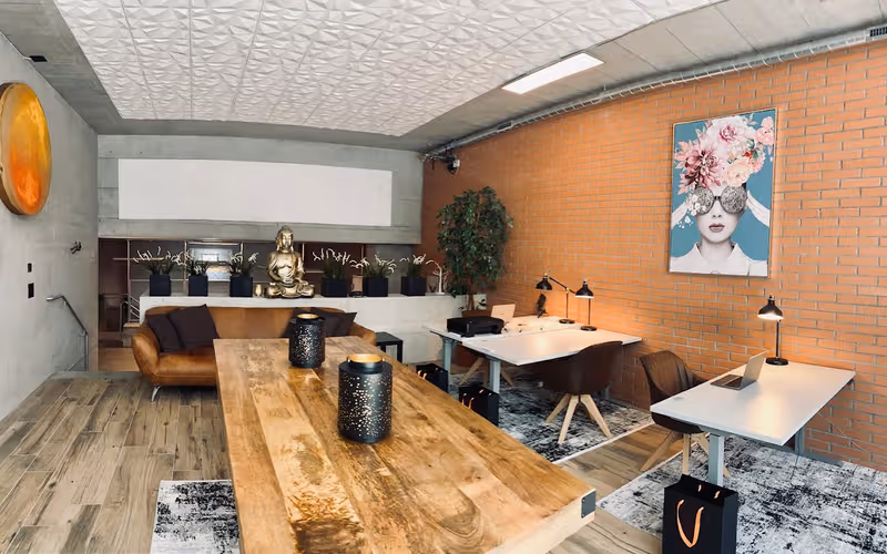 19 Maschinengasse, Cham, 1 DESK 19 Maschinengasse, Cham image 1