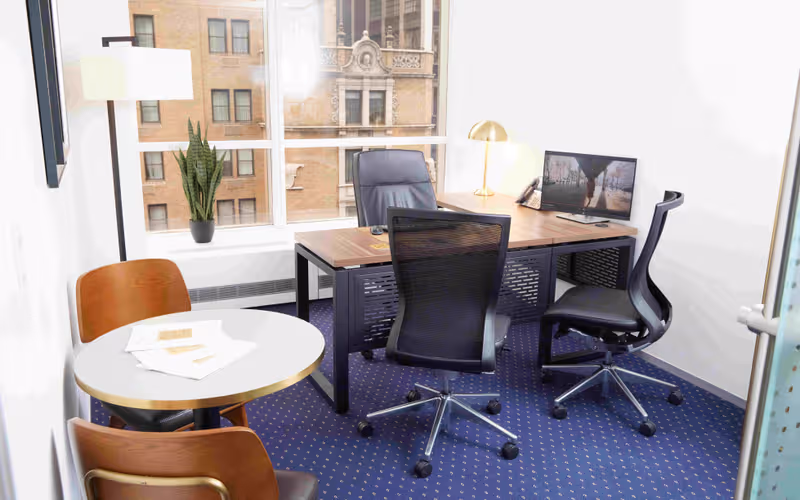 1330 Avenue of The Americas 6th Avenue, New York, 6 DESKS 1330 Avenue of The Americas 6th Avenue, New York image 1