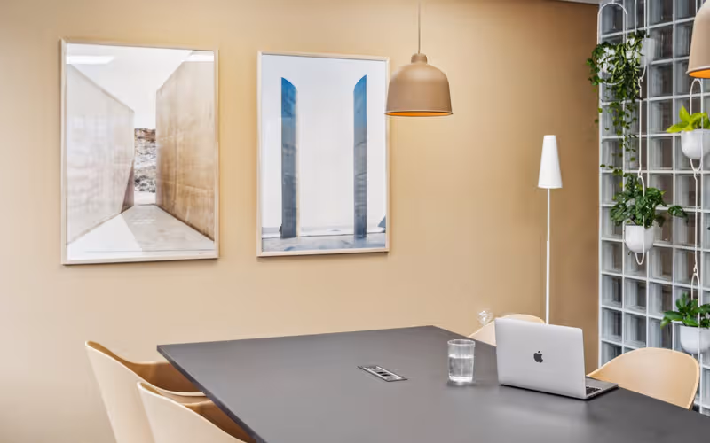 29 Löwenstrasse, Zürich, 12 DESKS 29 Löwenstrasse, Zürich image 1