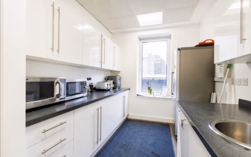 35-39 New Bridge Street, London image 1
