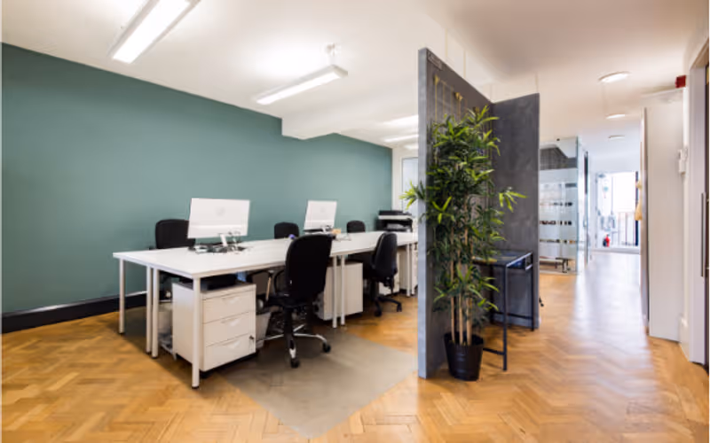 9 Argyll Street, London, 18 DESKS 9 Argyll Street, London image 1