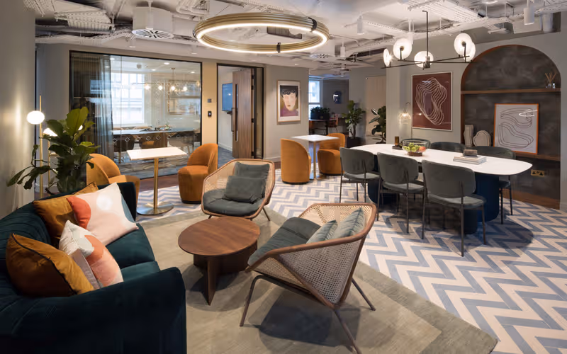 34 Brook Street, Greater London image 1