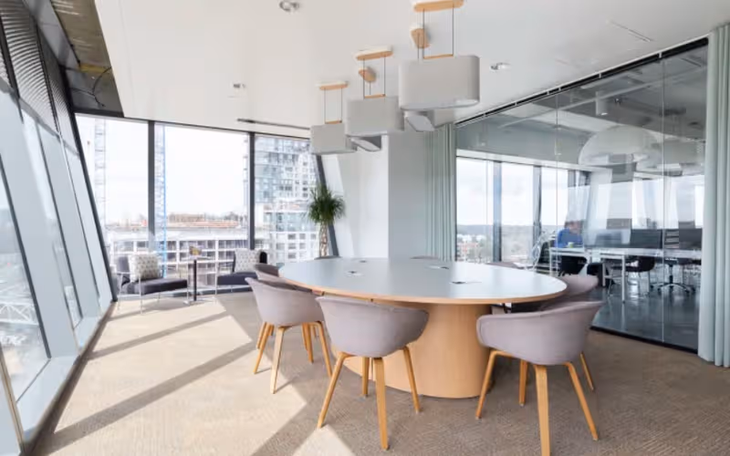 33 Maneggstrasse, Greencity, 50 DESKS 33 Maneggstrasse, Greencity image 1
