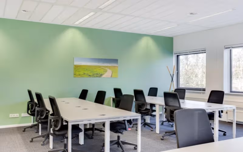 31 Stamford St, Altrincham, 50 DESKS 31 Stamford St, Altrincham image 1