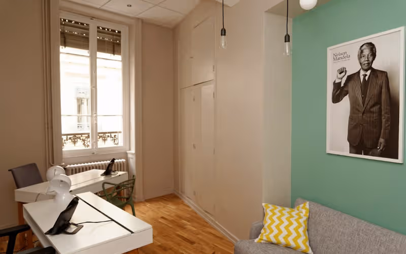 4 Rue De La République, Lyon, 5 DESKS 4 Rue De La République, Lyon image 1
