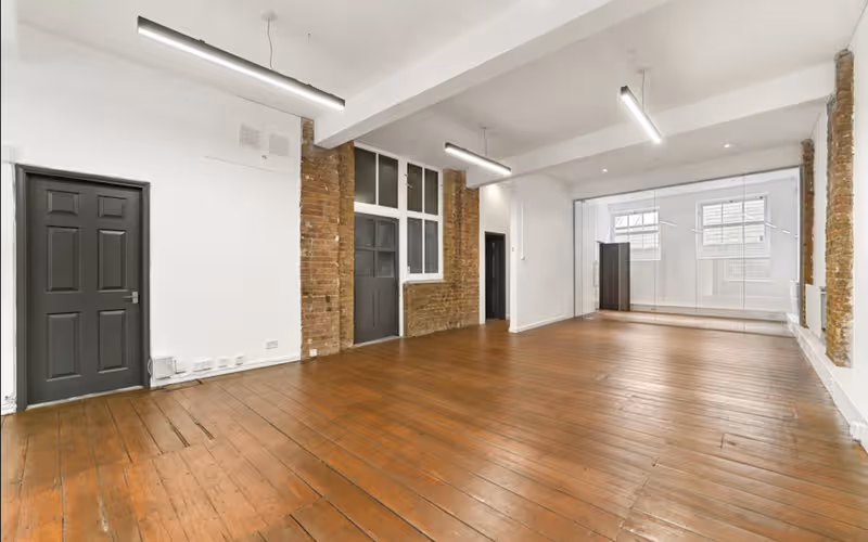 71 Leonard Street, London image 1