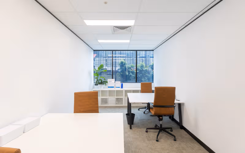120 Siganto Drive, Helensvale, 5 DESKS 120 Siganto Drive, Helensvale image 1