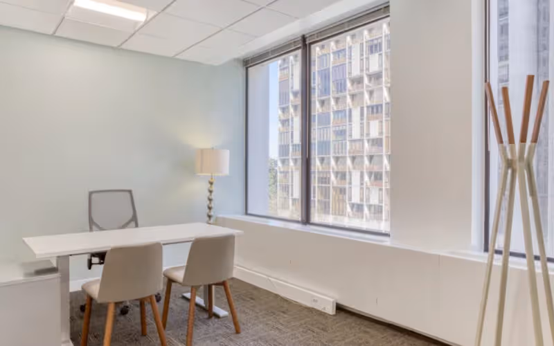 3 Rue Dieudonne Costes, Blagnac, 50 DESKS 3 Rue Dieudonne Costes, Blagnac image 1