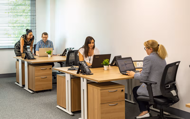 9 Vine Road, Uxbridge, 60 DESKS 9 Vine Road, Uxbridge image 1