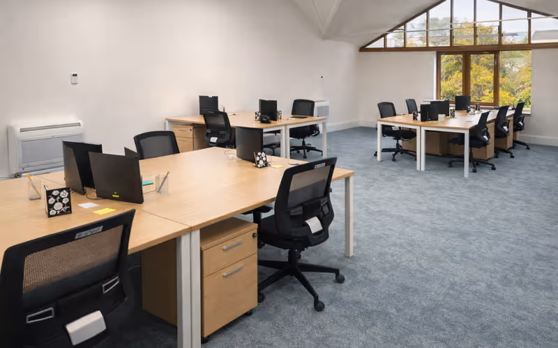 Conduit Lane, Hoddesdon, 100 DESKS Conduit Lane, Hoddesdon image 1