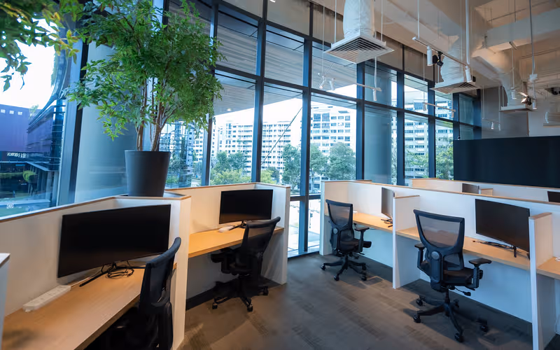 10 Woodlands Square, Singapore, 7 DESKS 10 Woodlands Square, Singapore image 1