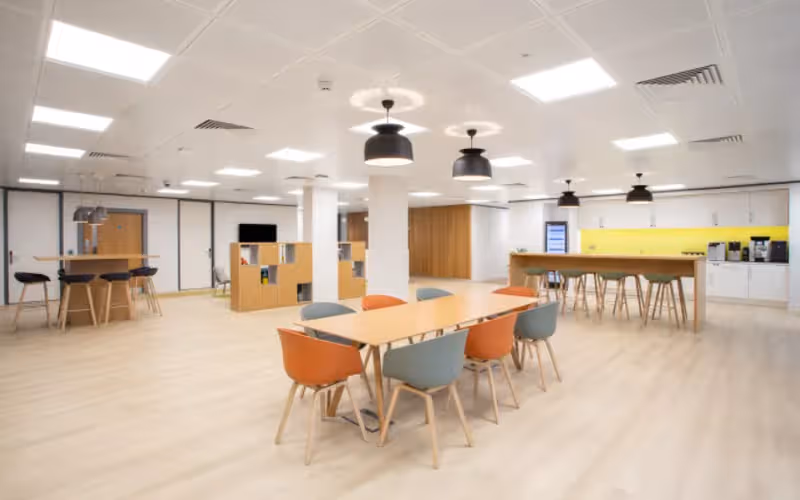 60 Kangley Bridge Road Lower Sydenham, London, 50 DESKS 60 Kangley Bridge Road Lower Sydenham, London image 1
