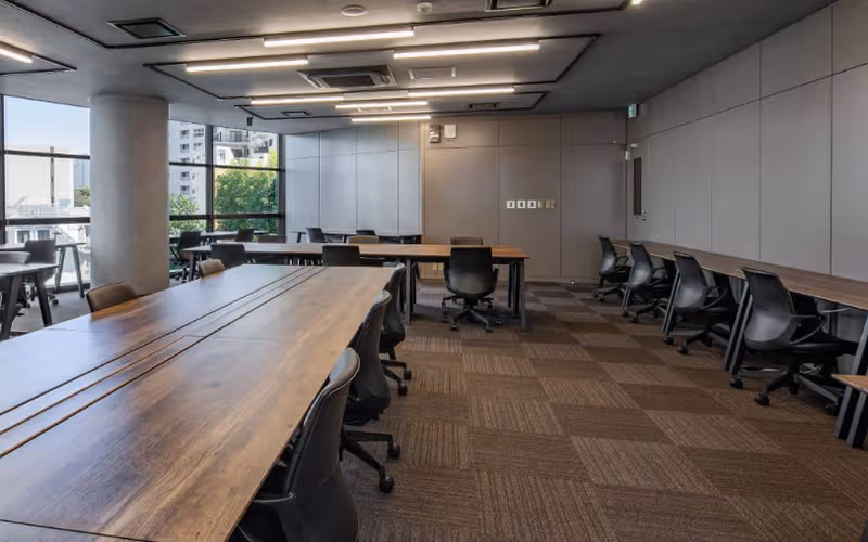 3-3-3 Minami-aoyama, Minato-ku, 35 DESKS 3-3-3 Minami-aoyama, Minato-ku image 1