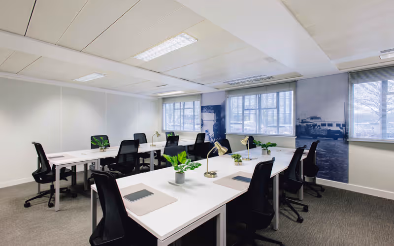 Beehive Ring Road, Crawley, 50 DESKS Beehive Ring Road, Crawley image 1