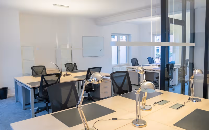 25 Rue D'arlon, Ixelles, 5 DESKS 25 Rue D'arlon, Ixelles image 1