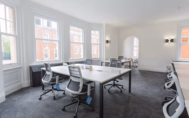 25 Green Street, Mayfair image 1