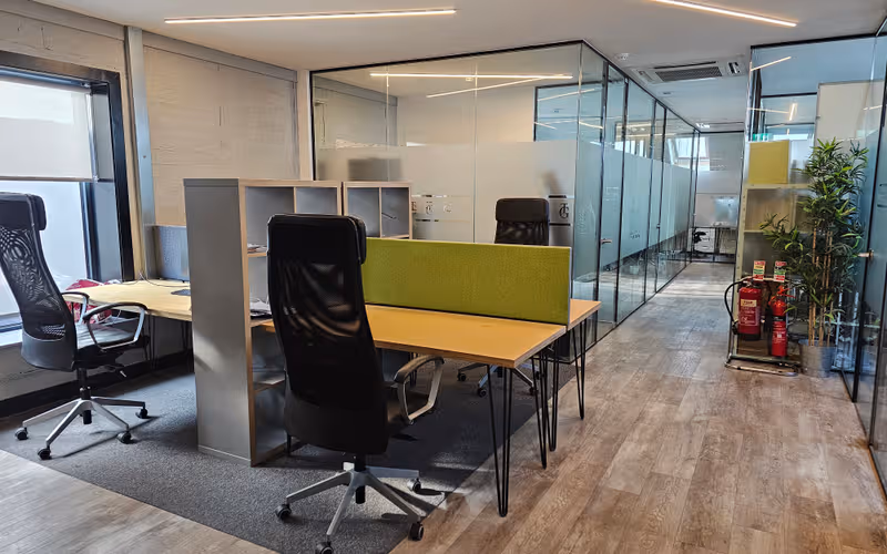 92 George's Street Lower Dún Laoghaire, Dublin, 6 DESKS 92 George's Street Lower Dún Laoghaire, Dublin image 1