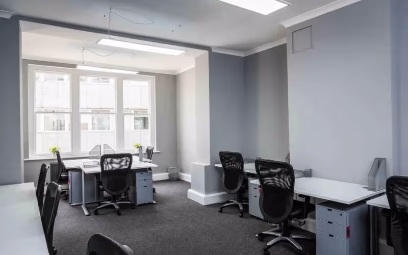 36 Whitefriars Street, Blackfriars image 1