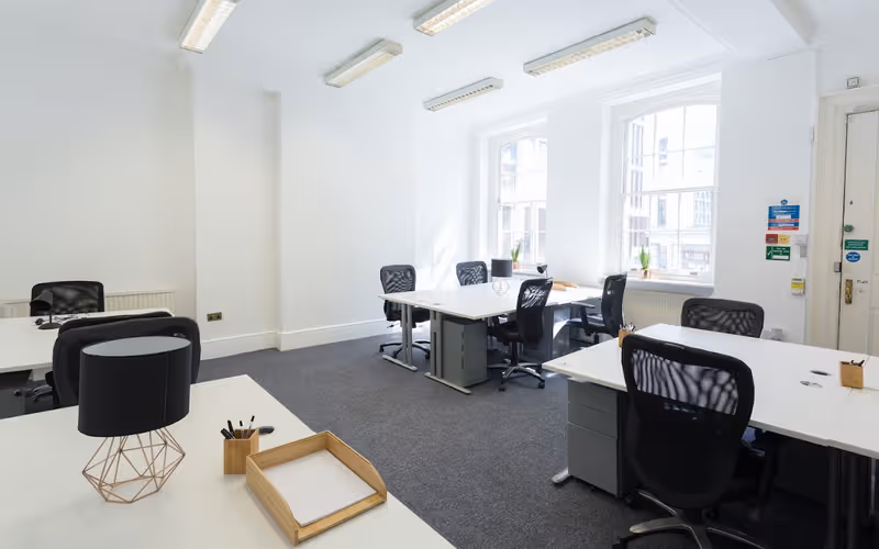 27-28 Queen Street, Bank, 12 DESKS 27-28 Queen Street, Bank image 1
