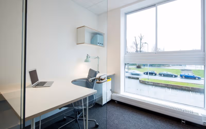 The Cranford Centre Montrose, Dublin, 2 DESKS The Cranford Centre Montrose, Dublin image 1