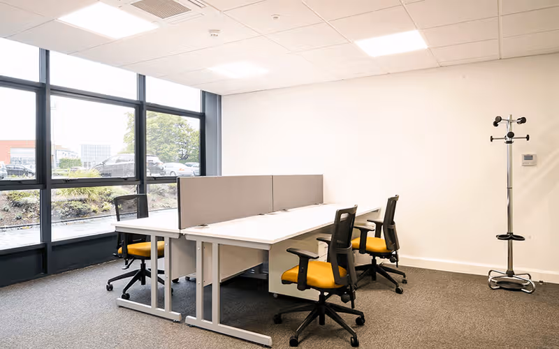 Old Belgard Rd Tallaght, Dublin, 12 DESKS Old Belgard Rd Tallaght, Dublin image 1