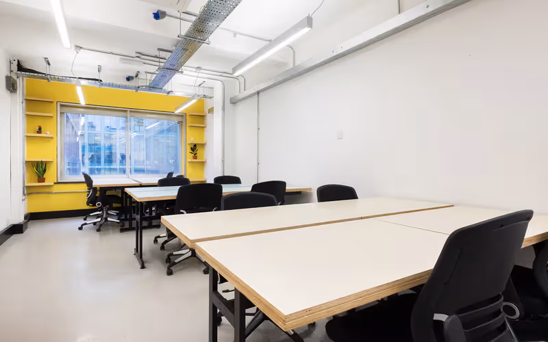 10 Clothier Street, Greater London image 1