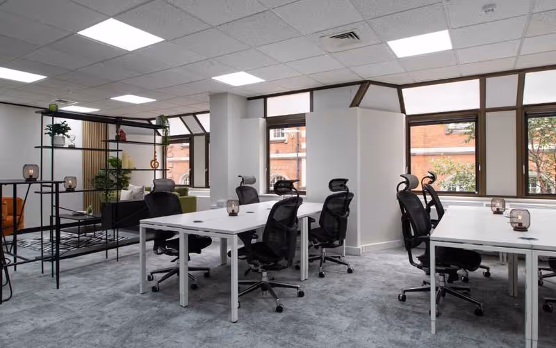 5 Jewry Street, Tower image 1