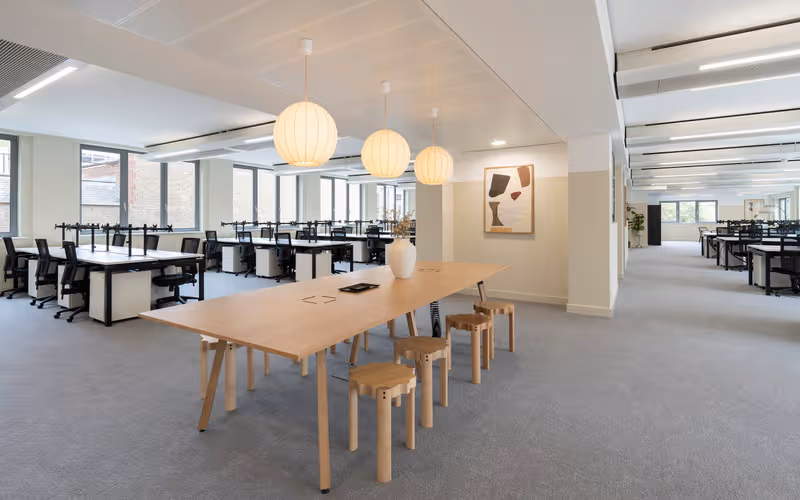 Tavistock Square, Greater London, 165 DESKS Tavistock Square, Greater London image 1