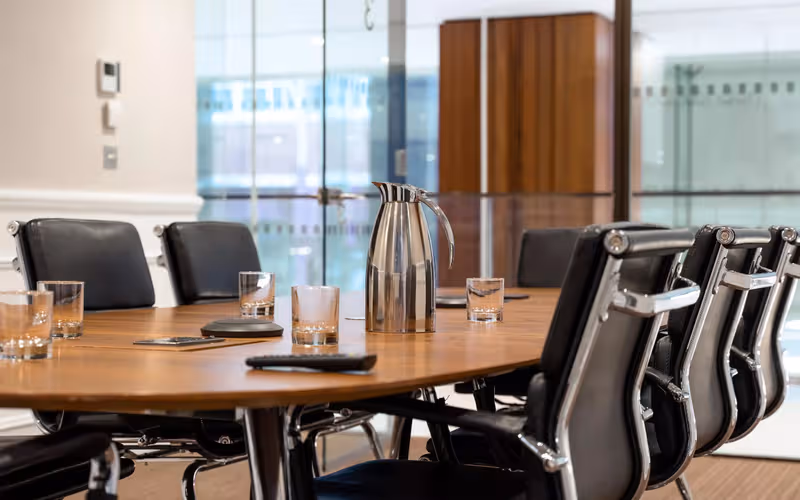 99 Waterloo Road, London, 170 DESKS 99 Waterloo Road, London image 1