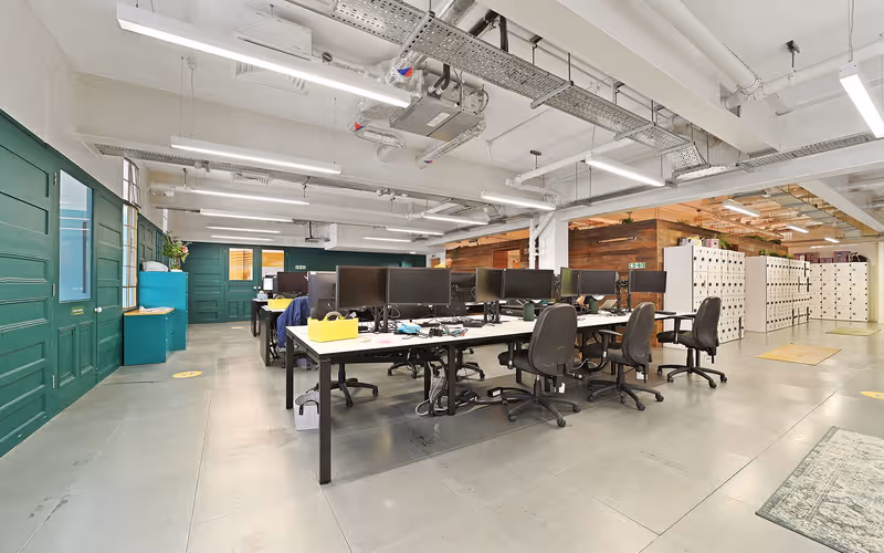 31 Old Nichol Street, London, 50 DESKS 31 Old Nichol Street, London image 1