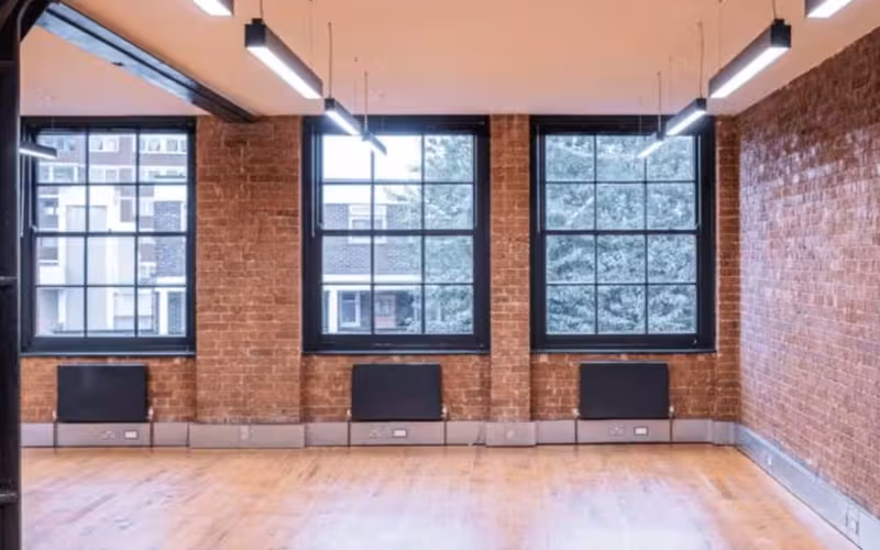 65-68 East Rd Old Street, London, 20 DESKS 65-68 East Rd Old Street, London image 1