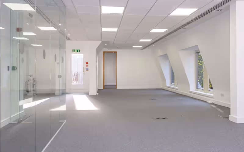 6 Laurence Pountney Hill, London, 80 DESKS 6 Laurence Pountney Hill, London image 1