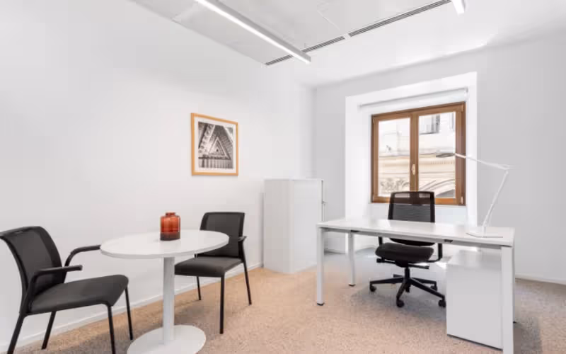 1 Bubbling Well Square, London, 50 DESKS 1 Bubbling Well Square, London image 1