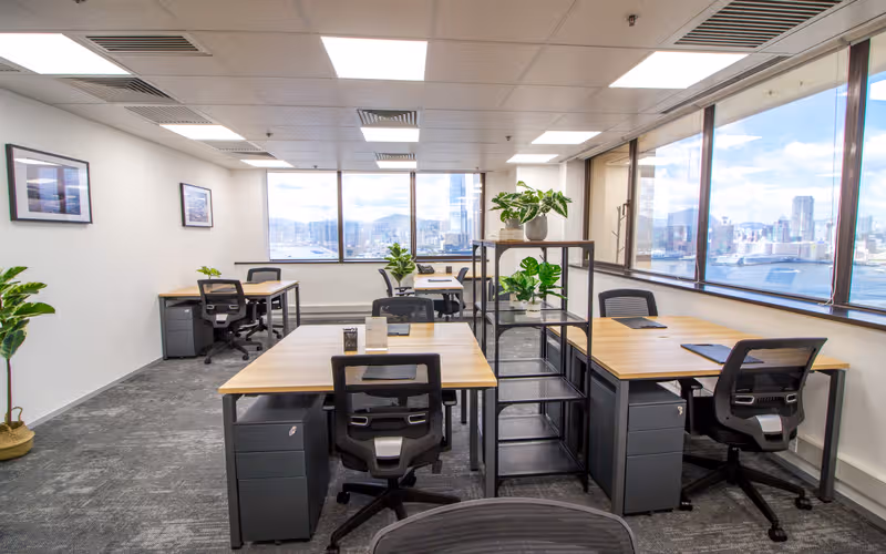 111 Connaught Road Central, Sheung Wan, 65 DESKS 111 Connaught Road Central, Sheung Wan image 1